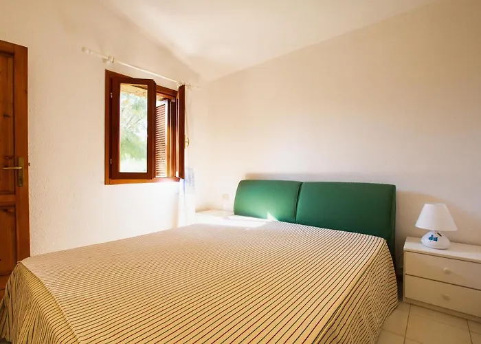 Porto Coda Cavallo Salina Bamba Hotel apartamentowy Capo Coda Cavallo
