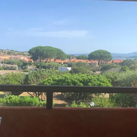 Porto Coda Cavallo Salina Bamba 아파트호텔 3*