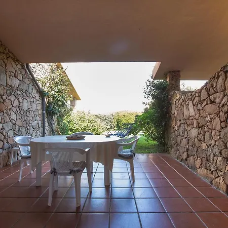 Porto Coda Cavallo Salina Bamba Aparthotel 5*