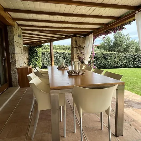 Porto Coda Cavallo Salina Bamba 아파트호텔