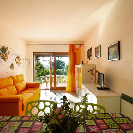Porto Coda Cavallo Salina Bamba Aparthotel 5*