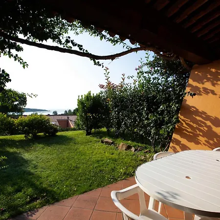 Porto Coda Cavallo Salina Bamba Aparthotel 5*