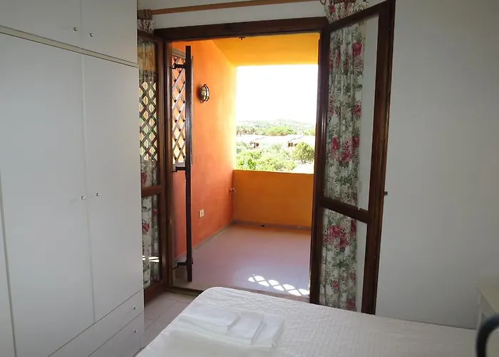 Hotel apartamentowy Porto Coda Cavallo Salina Bamba 3*